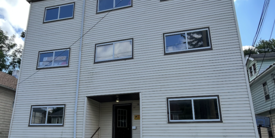 32 Schiller Apt 4